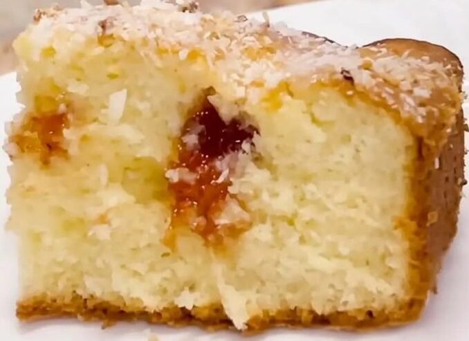 O Bolo Nostálgico da Minha Mãe: Sucesso dos Anos 80 e 90 - RECEITAS DE MÃE - Receitas De Ouro