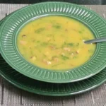 Caldo De Mandioca Com Linguiça Calabresa E Bacon: Simplesmente Delicioso | Vale Do Sabor Receitas Caldo-de-Mandioca