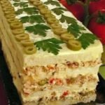 Torta Fria de Frango - RECEITAS DE MÃE Torta-Fria-de-Frango-e1681800176745