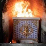 O que realmente acontece com a alma na cremação? A verdade que nunca te revelaram sobre esse ritual Imagem da página de origem