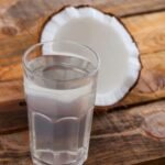 Os Segredos da Água de Coco: Desvendando Mitos e Benefícios para a Saúde 0e745d93-8739-4155-8dd0-8866e0810d8f