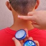 Vick VapoRub e o Ponto Fengfu: Uma Dupla Poderosa para Alívio da Tensão e Bem-Estar 1b0b8e7f-1444-494a-84e0-1d7b2bd4ba2d-2