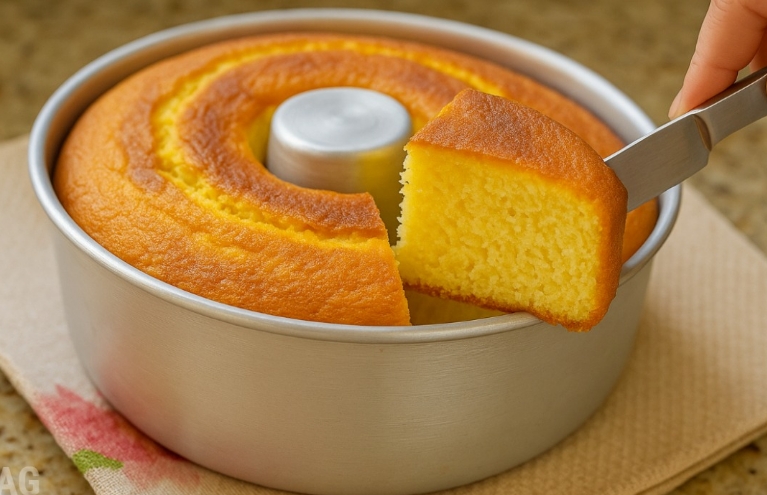 Bolo Caseiro: Receita Simples para seu Café