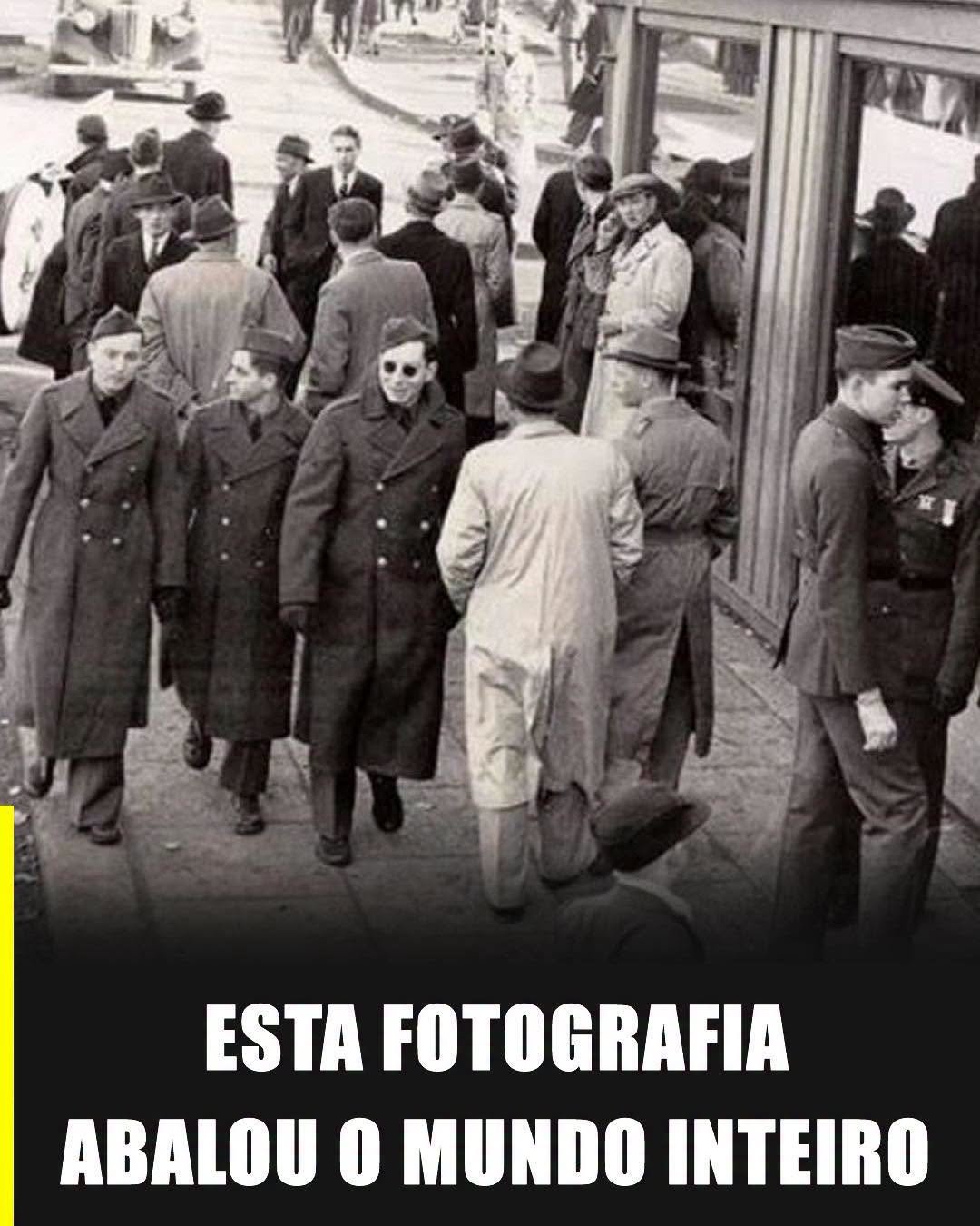 A Foto de 1943 que Abalou o Mundo: Uma História Inesquecível